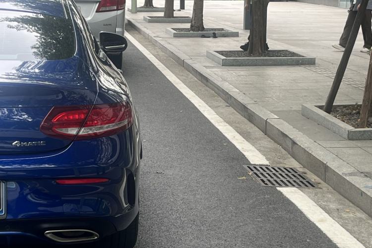 Used Mercedes-Benz C-Class 2017 C 200 4MATIC Coupe
