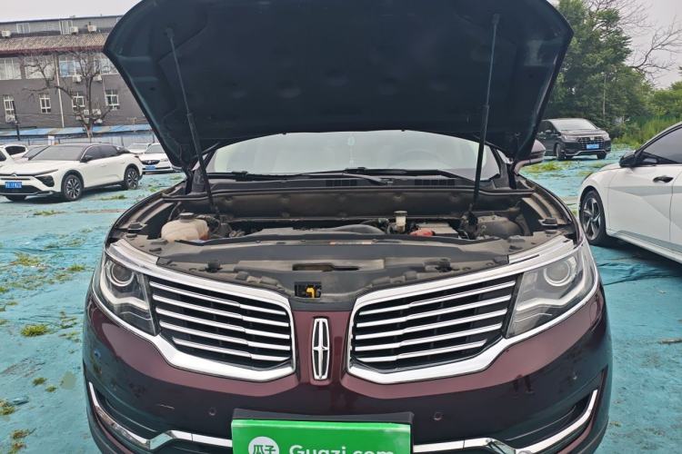 Used Lincoln MKX 2017 2.0T Two-Wheel Drive Deluxe Edition