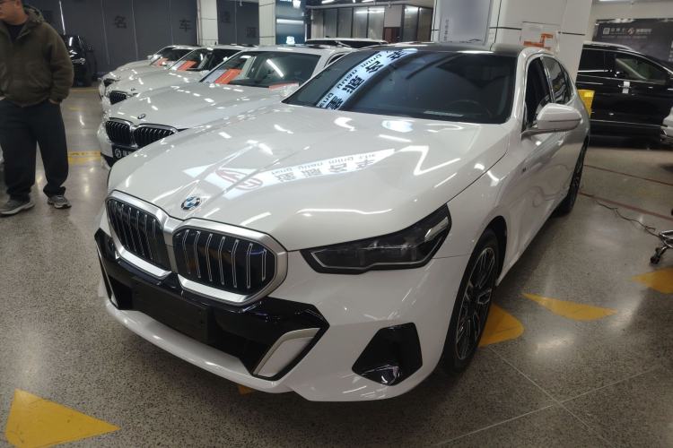 Used BMW 5 Series 2024 530Li Leading Model M Sport Package