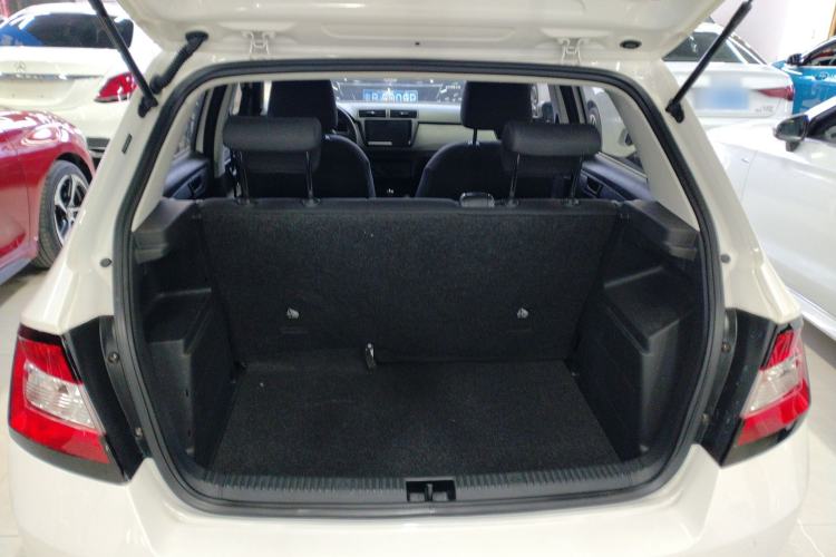 Used Skoda Fabia 2017 1.4L Automatic Car Enjoy Edition Trunk