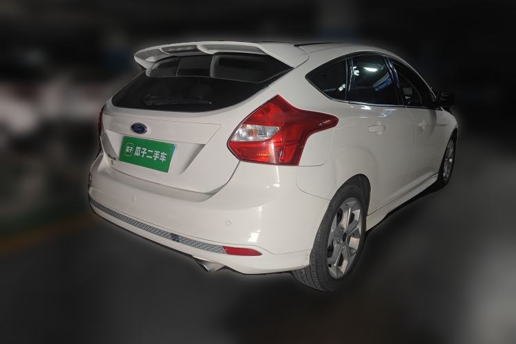 Used Ford Focus 2012 Hatchback 2.0L Automatic Luxury Sport Model Rear Right 45 Deg