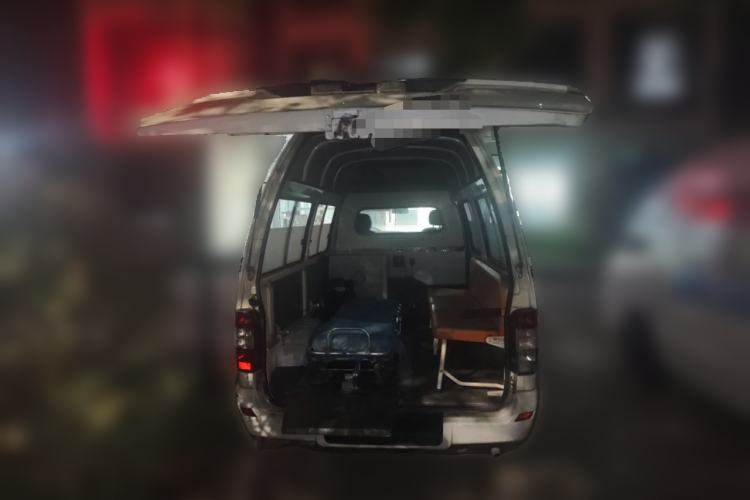 Used Jinbei Hiace 2016 2.0L Express Series Standard Version V19 Trunk