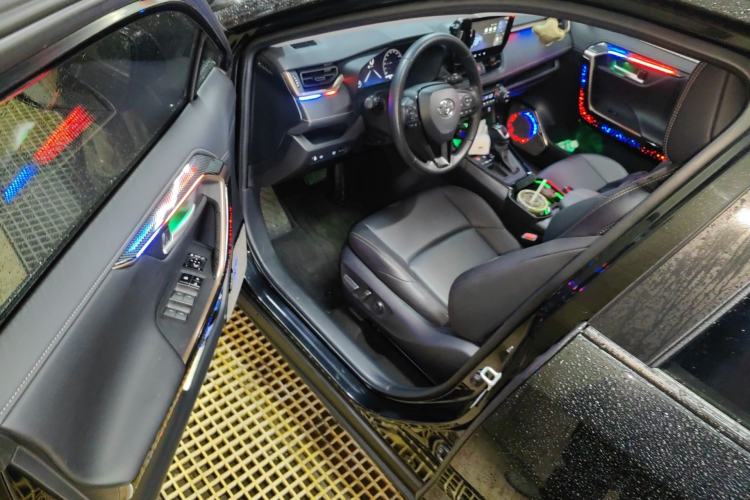 Used Toyota Wildlander 2024 2.0L CVT Two-Wheel Drive Urban Edition Driver Seat