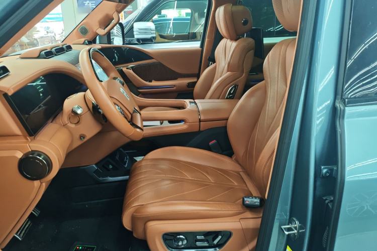 Used Yangwang U8 2023 Luxury Edition
