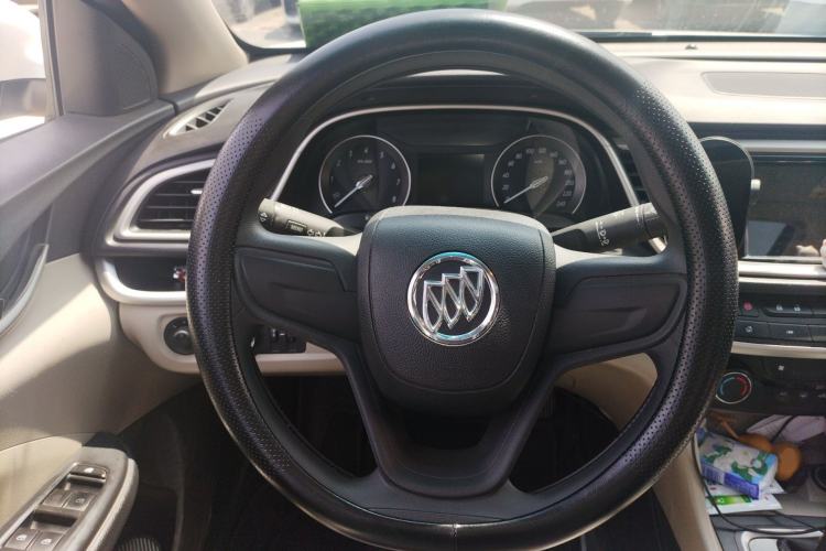 Used Buick GT 2021 Exemplar 1.5L Automatic Elite Version Steering Wheel