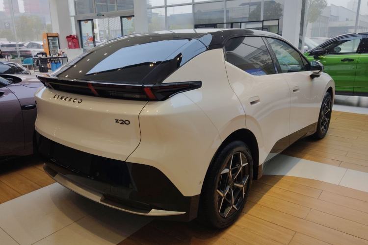 Used Lynk & Co Z20 2025 530 km Range Rear-Wheel Drive Max
