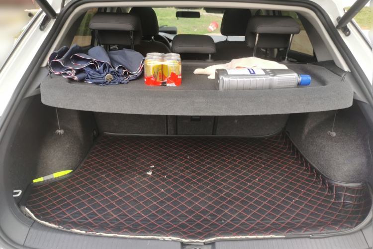 Used Volkswagen T-ROC 2019 280TSI DSG Two-Wheel Drive Comfort Version China VI Standard Trunk