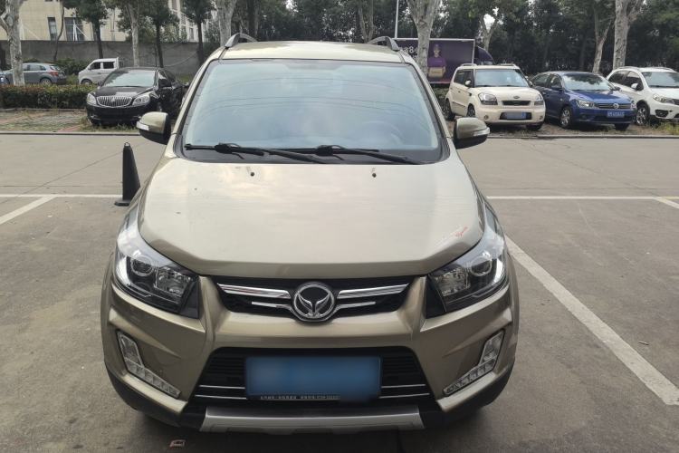 Used HYOSOW S3 2015 1.5L Luxury Model China V Standard Exterior 1