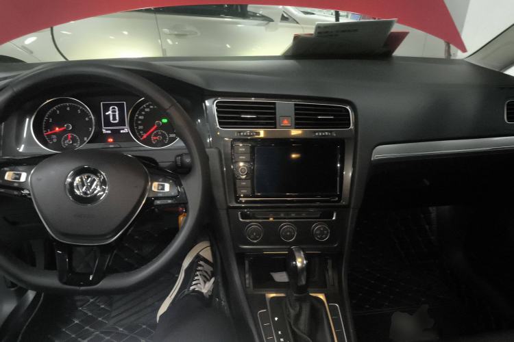 Used Volkswagen Golf 2019 1.6L Automatic Comfort Model China V Standard