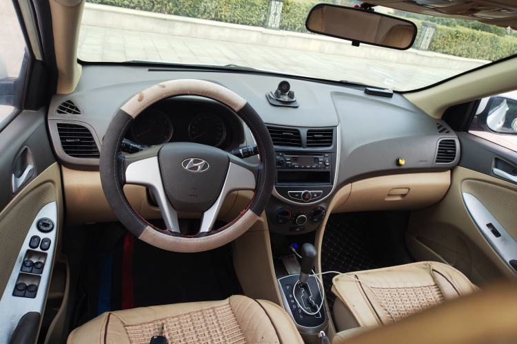 Used Hyundai Verna (older generation) 2010 Sedan 1.4L Automatic Fashionable GT Model
