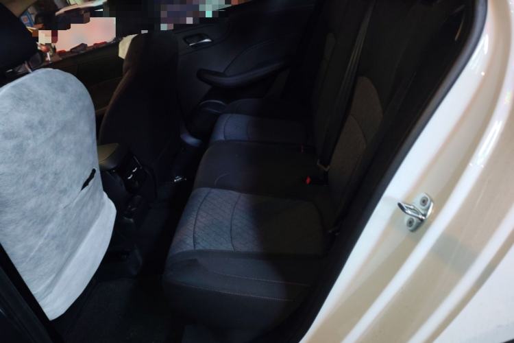 Used Roewe i5 2023 1.5L Manual Comfort Edition
