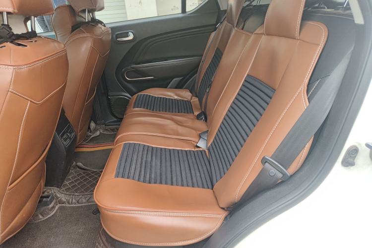 Used AION Trumpchi GE3 2018 530 Internet Enjoyment Version Left Rear Seat