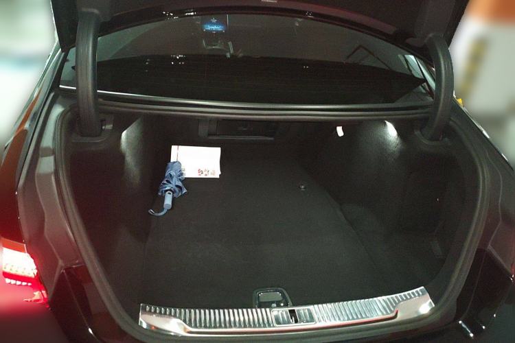 Used Mercedes-Benz Maybach S-Class 2021 S 480 4MATIC Trunk