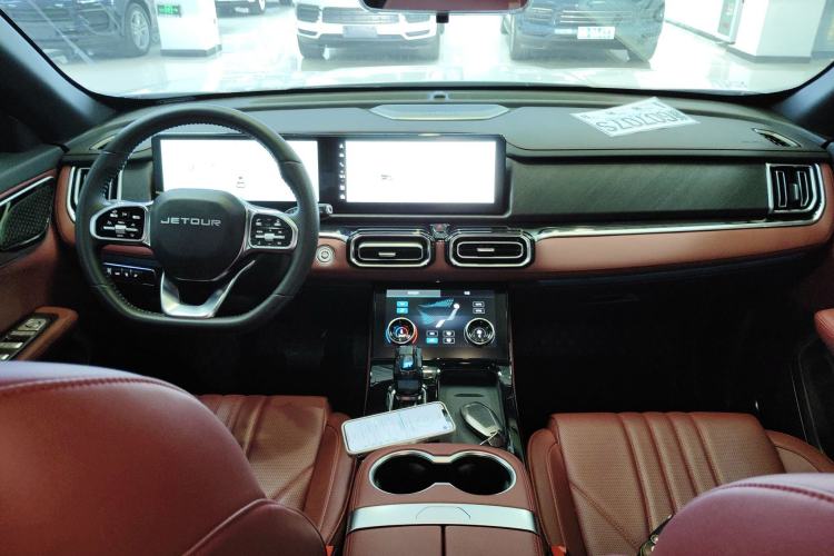 Used JETOUR X70 PLUS 2025 1.5T Luxury Dynamic Edition 5 Seats
