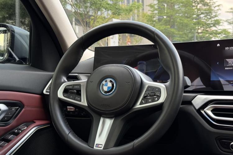 Used BMW i3 2022 eDrive 35 L Interior 1