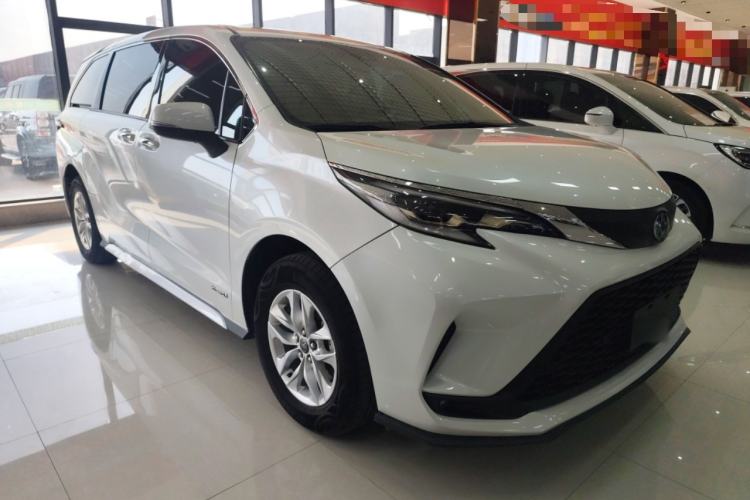 Used Toyota Granvia 2023 2.5L Hybrid Comfort Edition
