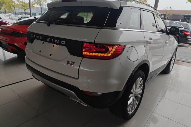 Used Land X7 2015 2.0T Panoramic Prestige Edition