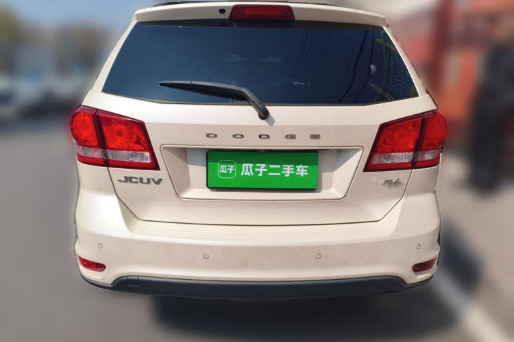 Used Dodge Journey 2013 2.4L Two-Wheel Drive Luxury Version