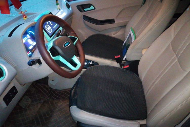 Used JMEV Xiao Qilin 2023 Joyful Edition 201km Comfort Model
