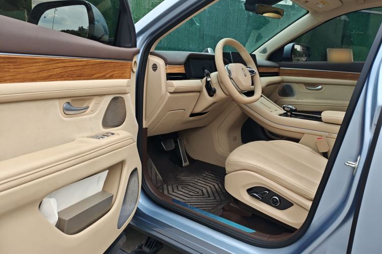 Used Hima AITO M7 2024 1.5T Intelligent Drive 4x4 Max Edition 6 Seats Driver Seat