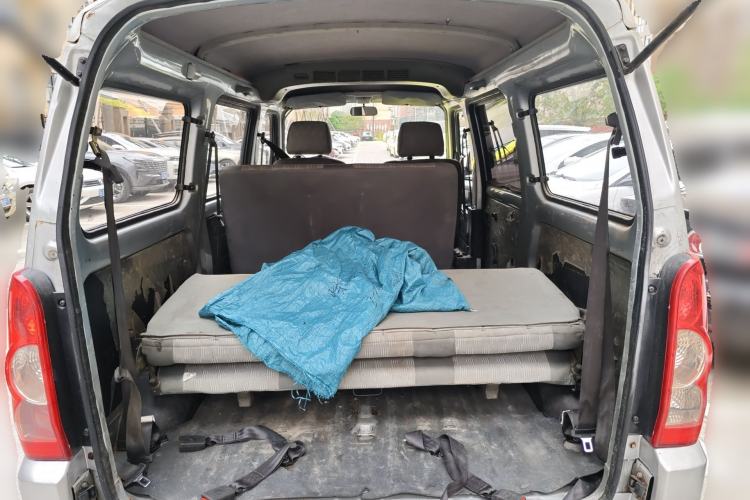 Used Wuling Rongguang 2011 1.2L Base Version Trunk