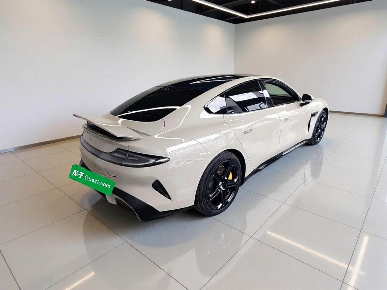 Xiaomi Auto SU7 2024 Four-Wheel Drive Ultra-Long Range Advanced Intelligent Driving Max Edition — снимка 6