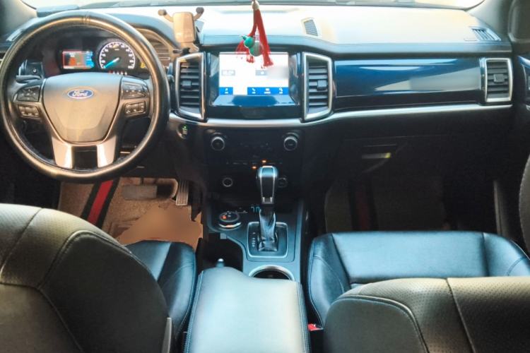 Used Ford Everest 2020 Sport Edition 2.3T Gasoline Automatic 4x4 Luxury Version 5 Seats Center Console