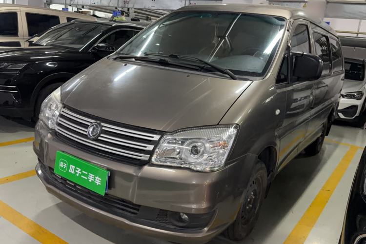 Used FORTHING Lingzhi 2018 M3L 1.6L 7-Seater Comfort Model Front Left 45 Deg