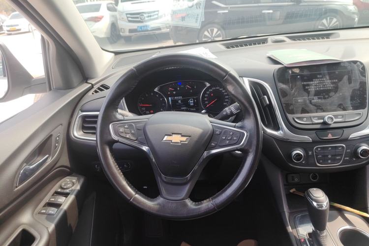 Used Chevrolet Equinox 2017 535T Automatic YuJie Edition Steering Wheel