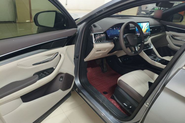 Used BYD Song PLUS New Energy 2025 DM-i 112KM Prestige Model Driver Seat