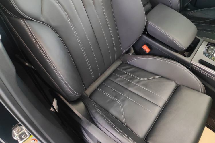 Used Audi Q5L 2022 40T Fashionable and Dynamic Model Right Front Seat