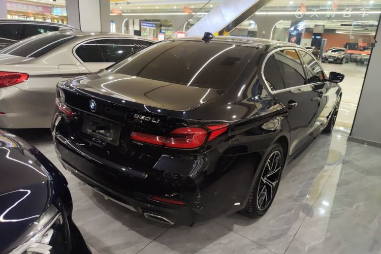 Used BMW 5 Series 2022 Revised Version 3 530Li Luxury Edition M Sport Package Rear Right 45 Deg