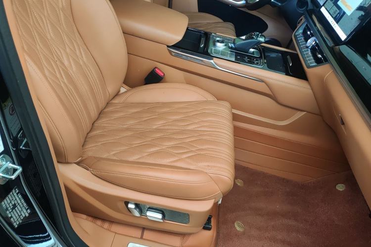 Used Tank 500 New Energy 2023 Hi4-T Right Front Seat