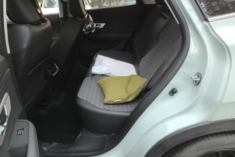 Used Dongfeng Aeolus Huge 2022 Mach Dual-Motor 1.5T MHD Dare-to-Dream Edition
