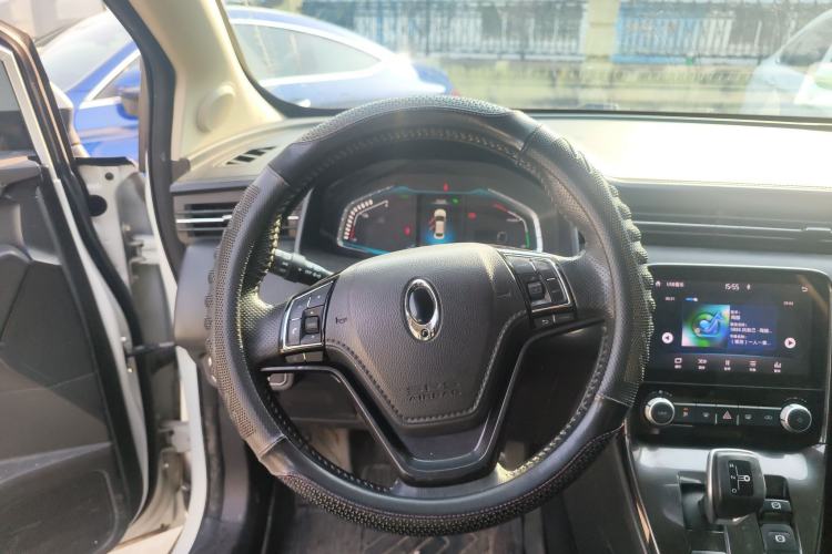 Used ORA iQ 2018 High-Range Version Smart Connectivity Model
