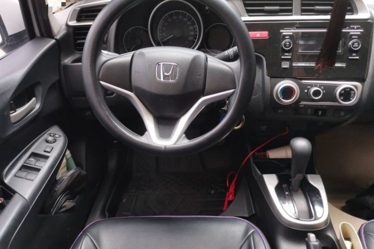 Used Honda Fit 2014 1.5L SE CVT Fashion Model Steering Wheel