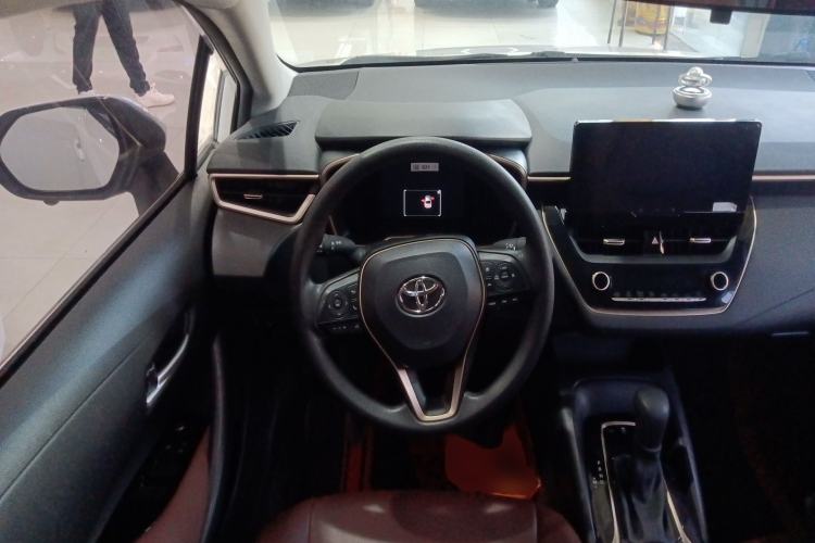 Used Toyota Allion 2023 2.0L Pioneer Edition Steering Wheel
