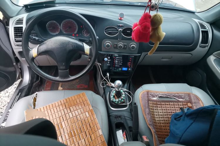 Used Mitsubishi LANCER 2012 1.6L Manual Comfort Edition SEi Center Console