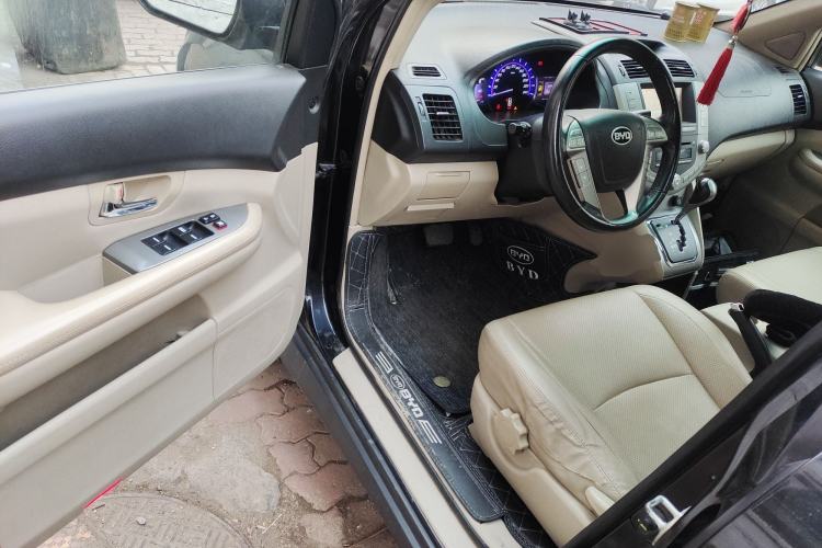 Used BYD S6 2011 2.4L Automatic Luxury Edition