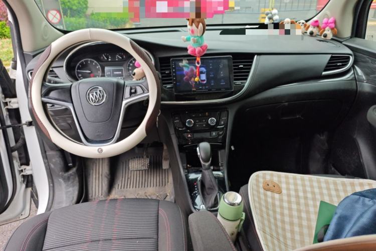 Used Buick Encore 2017 18T Automatic Two-Wheel Drive Urban Leading Model Center Console