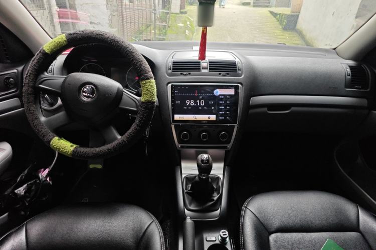 Used Skoda Octavia 2014 1.6L Manual Yijie Edition