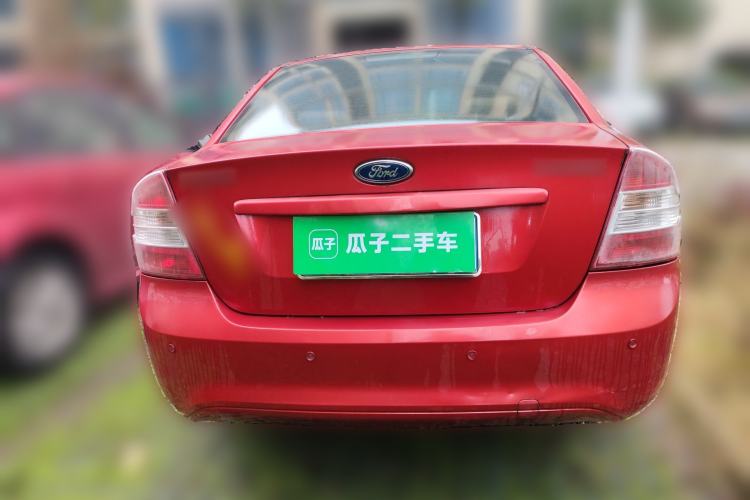 Used Ford Focus 2013 Sedan Classic 1.8L Automatic Base Model
