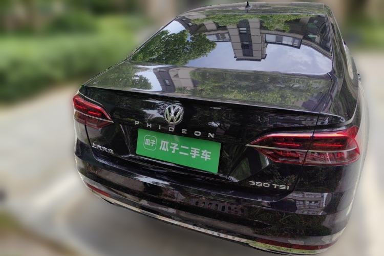 Used Volkswagen Phideon 2019 380TSI Two-Wheel Drive Business Edition China VI Standard
