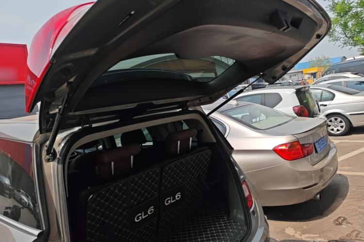 Used Buick GL6 2019 18T 6-Seater Connected Luxury Version China VI Standard Trunk