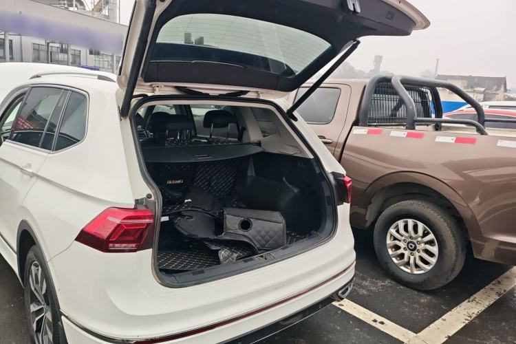 Used Volkswagen Tiguan L 2022 330TSI Automatic Two-Wheel Drive R-Line Enhanced Edition