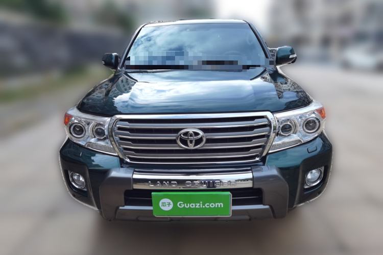 Used Toyota Land Cruiser 2012 4.6L Automatic VX-R Front