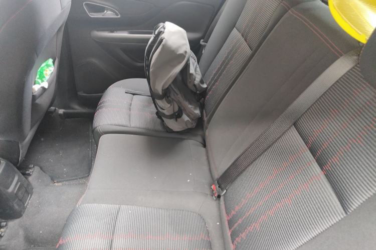 Used Buick Encore 2015 1.4T Automatic Two-Wheel Drive Urban Elite Version
