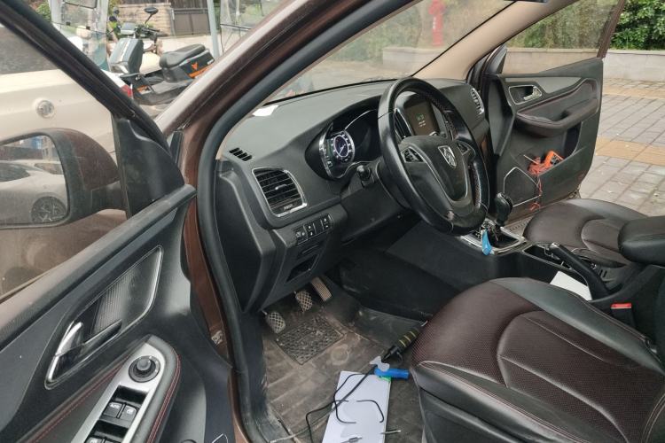 Used Baojun 560 2016 1.5T Manual Luxury Model