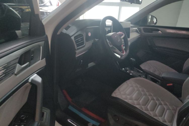 Used Volkswagen Tayron 2023 Revised Version 380TSI All-Wheel Drive R-Line High-Energy Edition