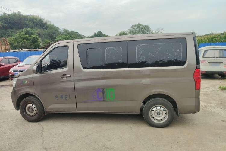 Used Chana Ruixing M60 2023 1.6L CNG Comfort-Grade 6-Seater Passenger Vehicle
